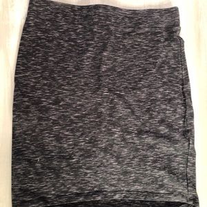 Stretchy Pencil Skirt